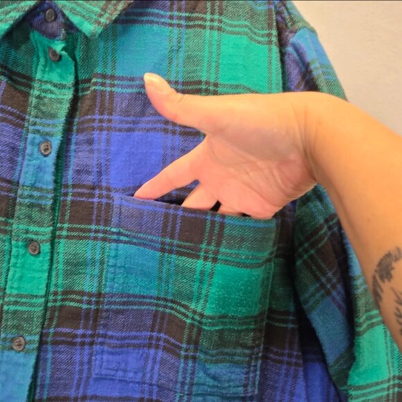 American Eagle Flannel Shirt Women's Size Large Plaid Button Up Green Blue Black - Picture 4 of 9